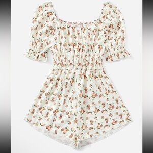 3/$20 NWOT Floral Romper